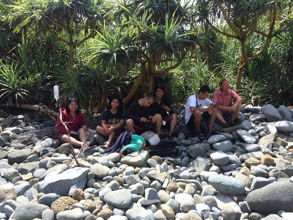 Jeges Homestay Senggigi Exterior foto