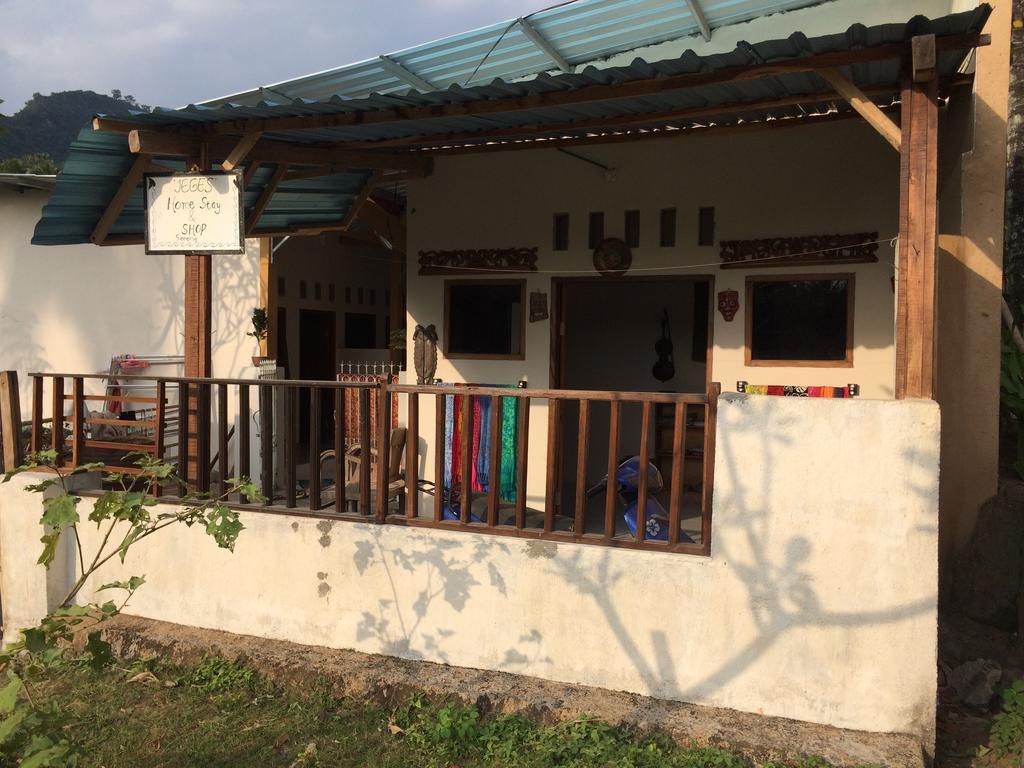 Jeges Homestay Senggigi Exterior foto
