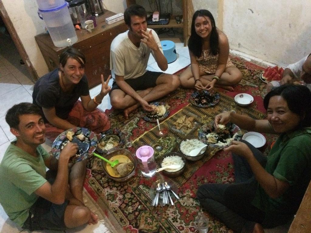 Jeges Homestay Senggigi Exterior foto